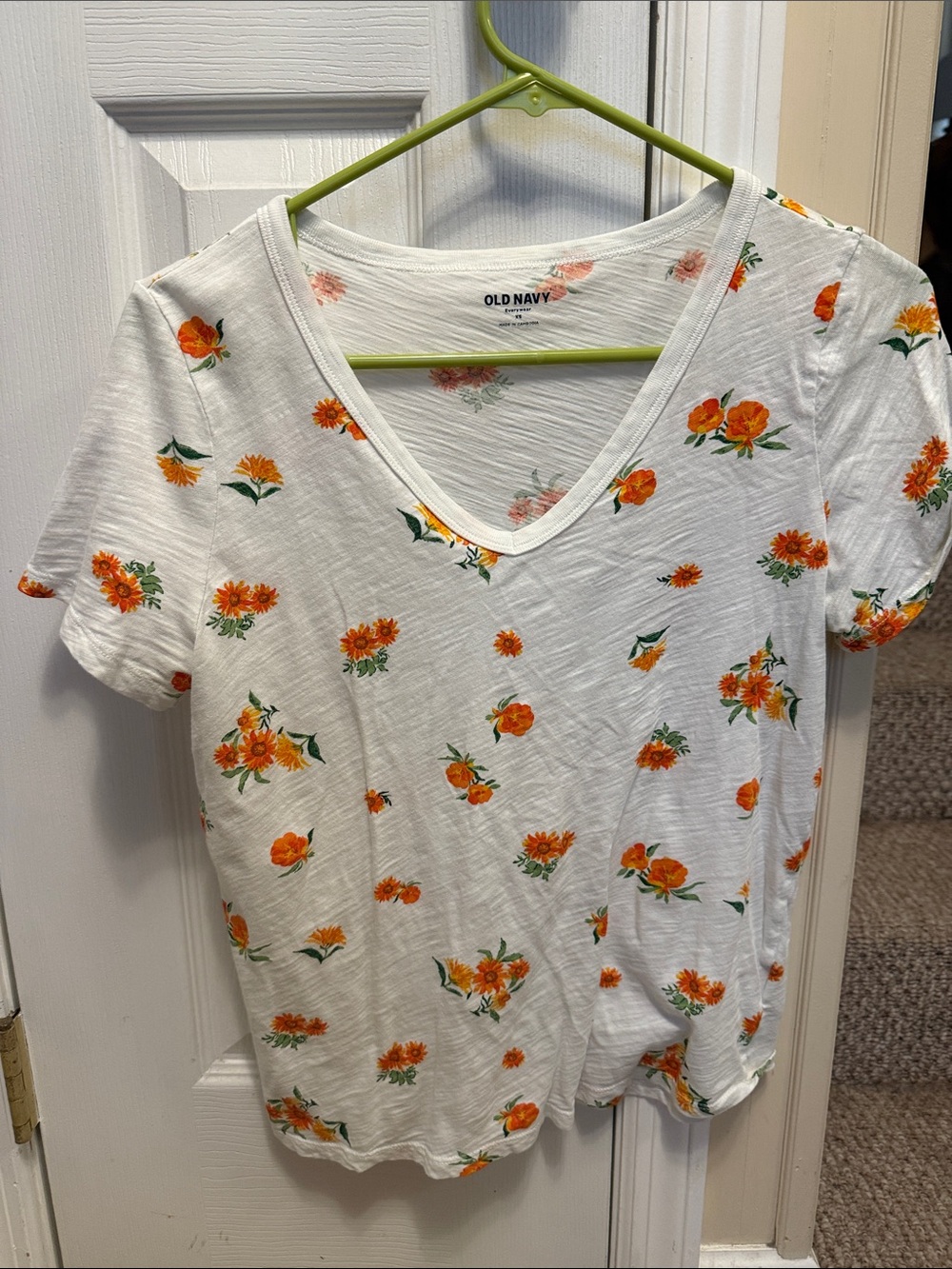 Old Navy White V-Neck Tee with Orange Floral Motif